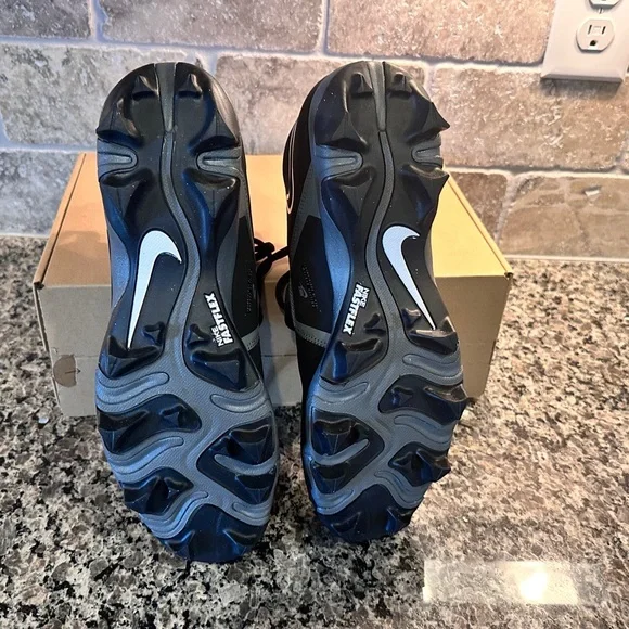 SOLD!!! Nike Alpha Menace 3, Football Cleats - Picture 3 of 4